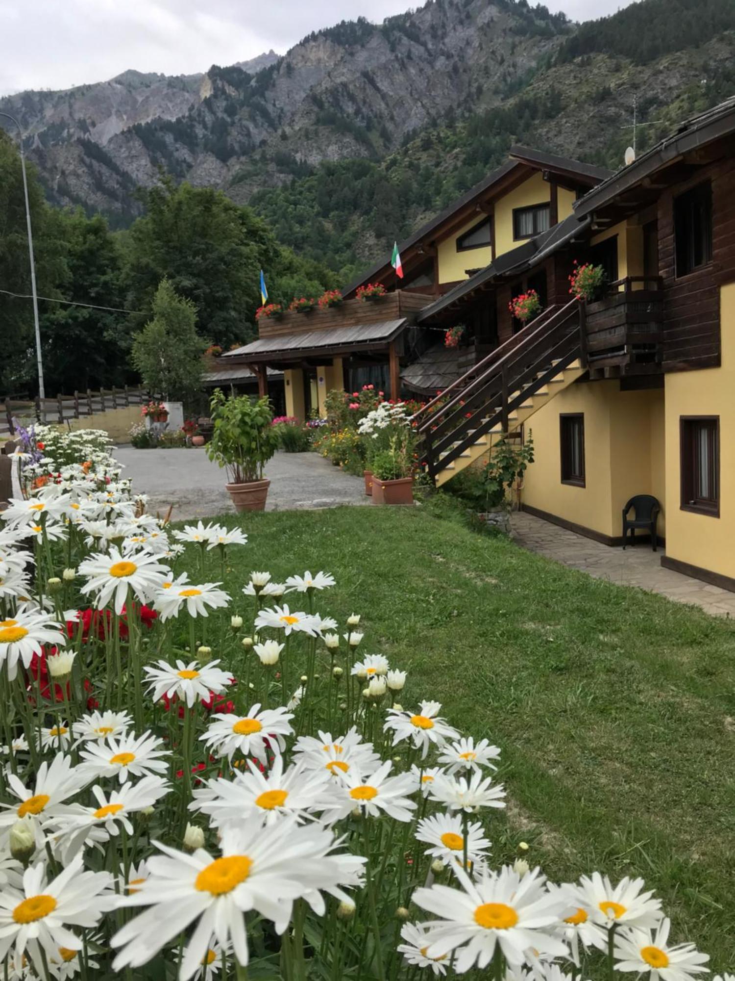 Hotel Ca Fiore Bardonecchia Dış mekan fotoğraf